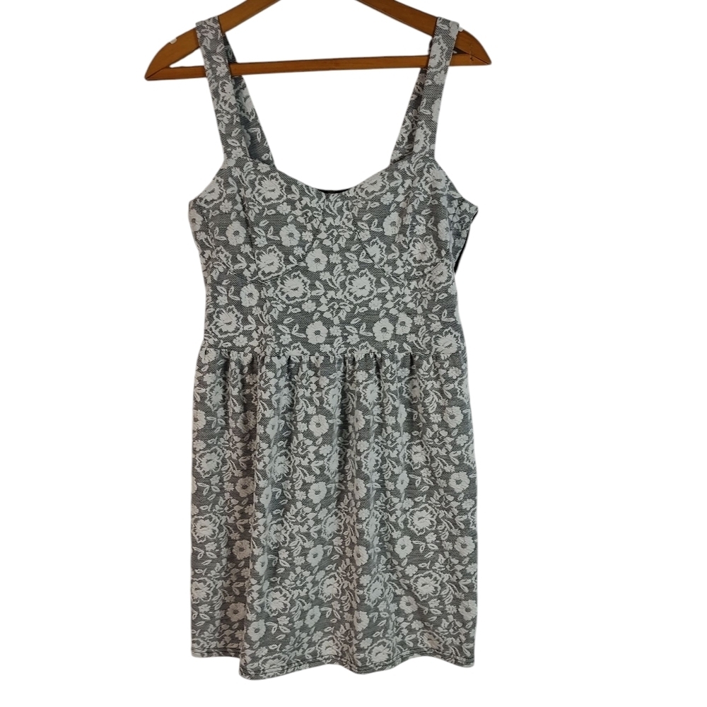 I'm In Love With Derek Floral Gray Dress Sleeveless Fit Flare